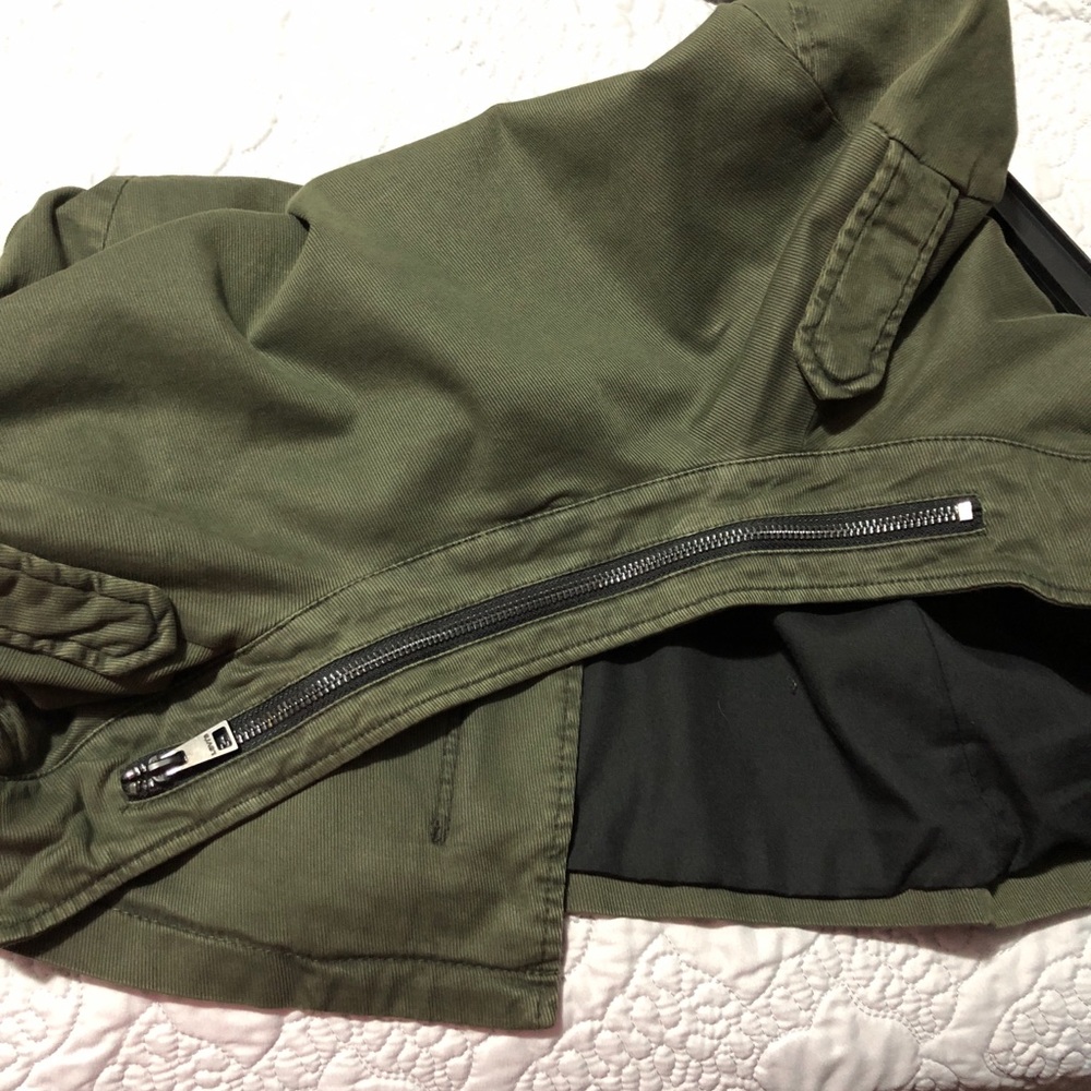 LEVIS Strauss & CO. Jacket olive color sz S.